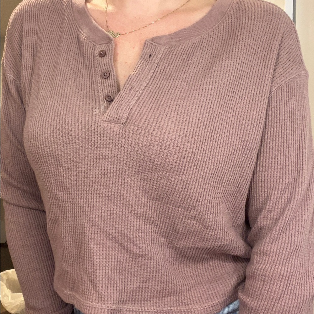 Abercrombie waffle king sleeve🤎